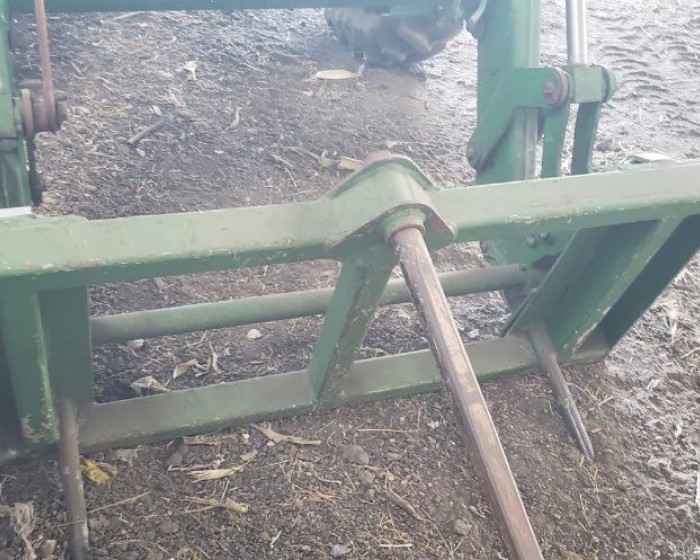 2017 JOHN DEERE H240 FRONT END LOADERS