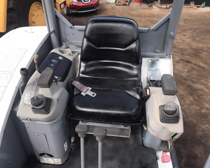 2011 BOBCAT 325 EXCAVATOR