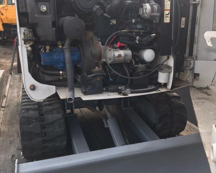 2011 BOBCAT 325 EXCAVATOR