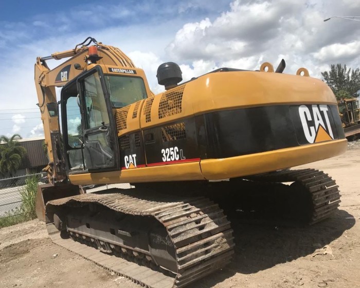 2005 CATERPILLAR 325CL EXCAVATOR