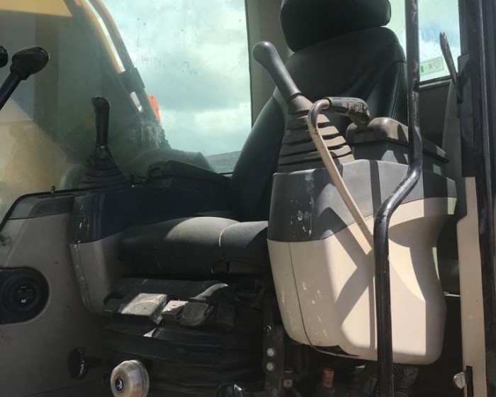 2005 CATERPILLAR 325CL EXCAVATOR