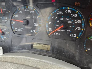 2006 INTERNATIONAL DT466 FLATBED TRUCK