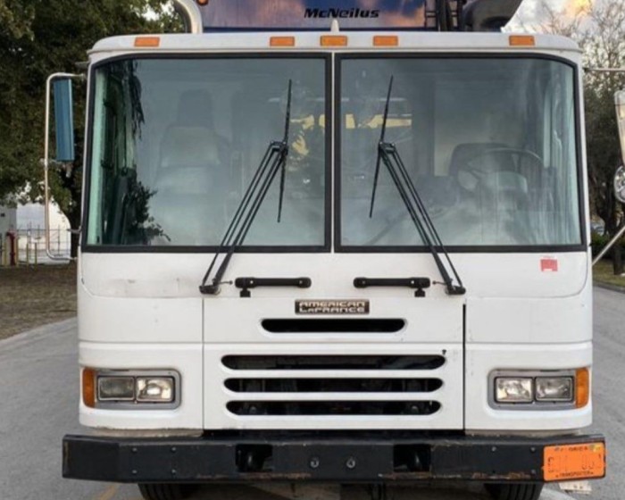 2008 AMERICAN LAFRANCE CONDOR GARBAGE TRUCK