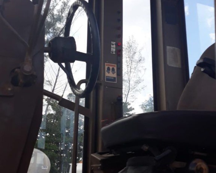 2000 CHAMPION 710 A SERIE III MOTOR GRADER