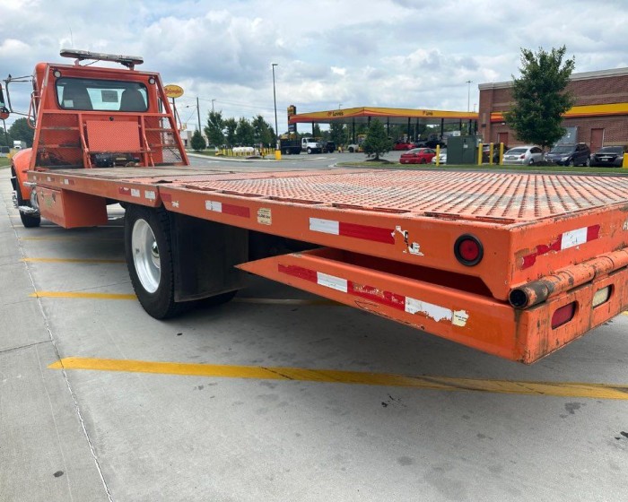 2018 PETERBILT 336 ROLLBACK TOW TRUCK