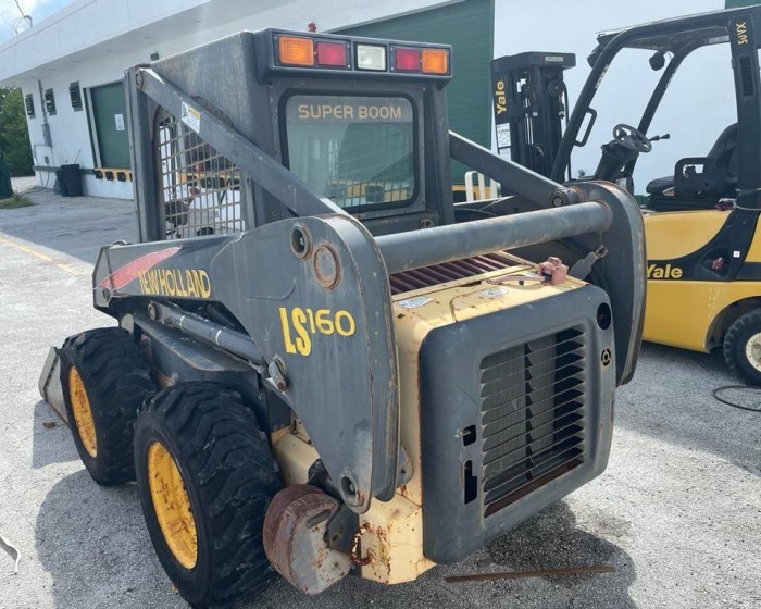 2009 NEW HOLLAND LS160 SKID STEER