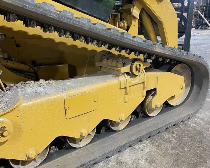 2015 CATERPILLAR 279C SKID STEER