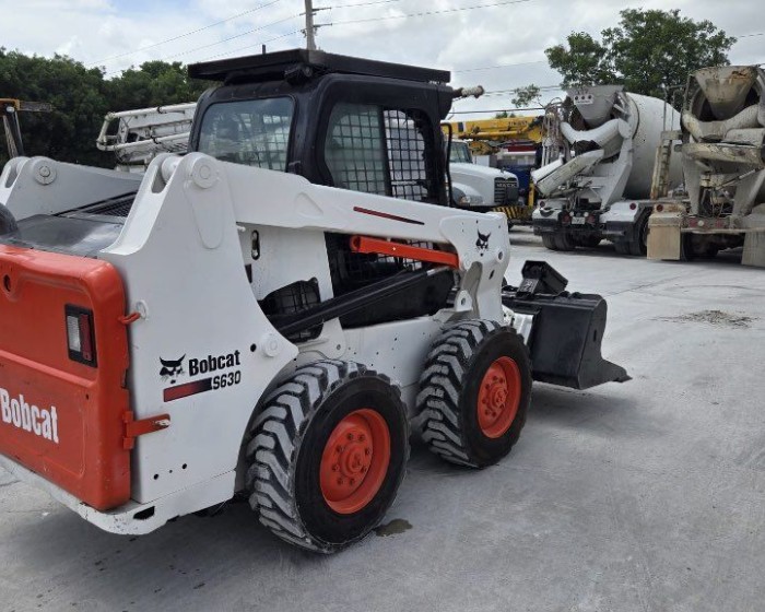 2015 BOBCAT S630 SKID STEER