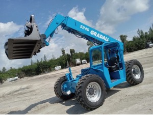 2002 GRADALL 524D TELE HANDLER