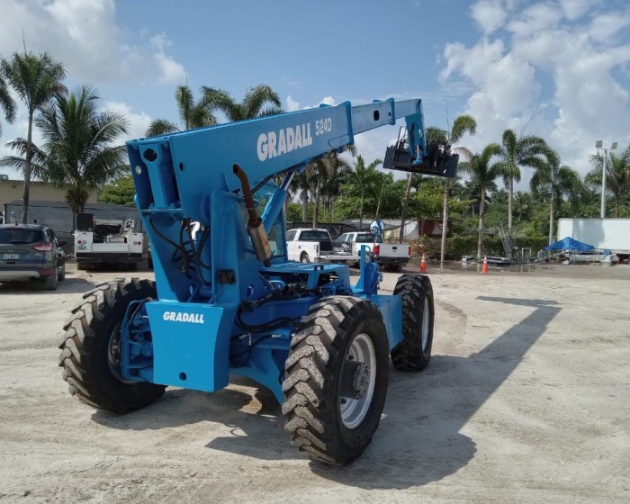 2002 GRADALL 524D TELE HANDLER