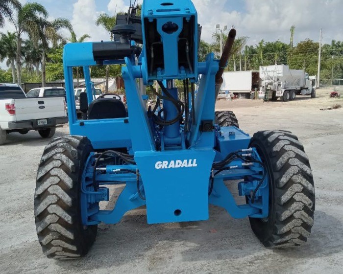 2002 GRADALL 524D TELE HANDLER