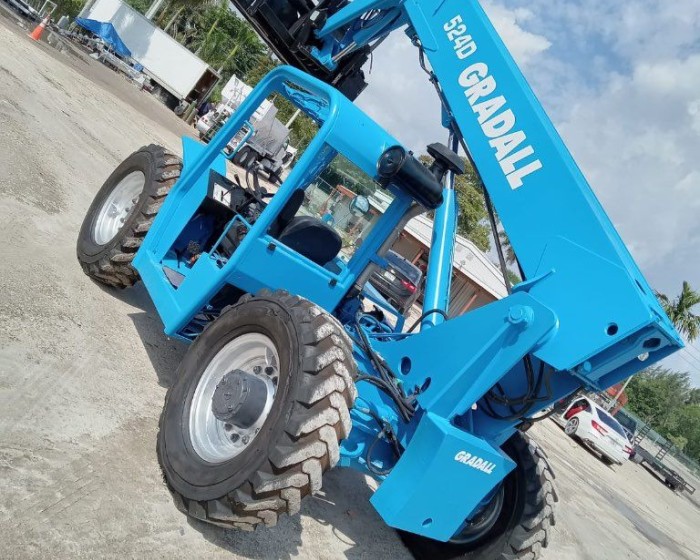 2002 GRADALL 524D TELE HANDLER