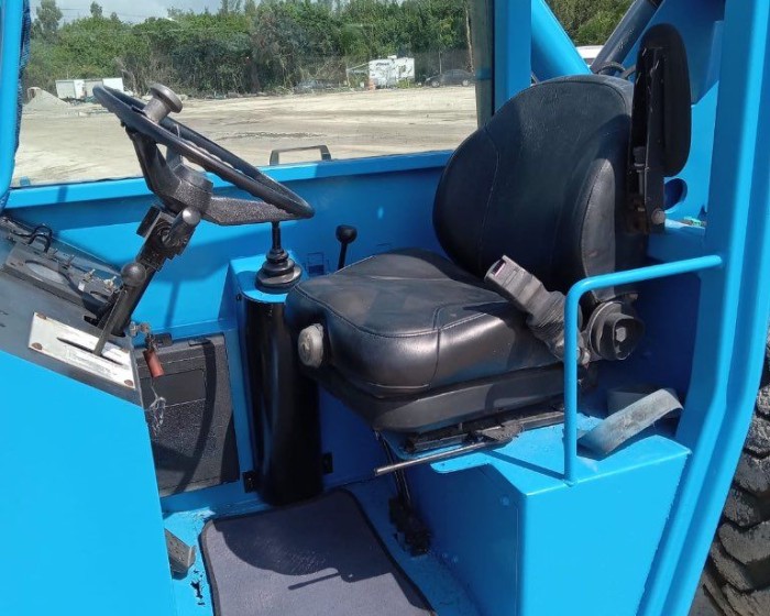 2002 GRADALL 524D TELE HANDLER