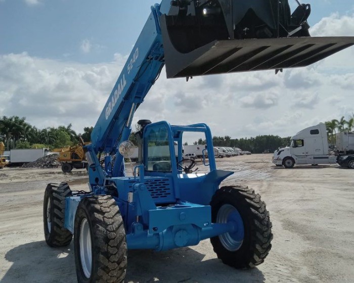 2002 GRADALL 524D TELE HANDLER