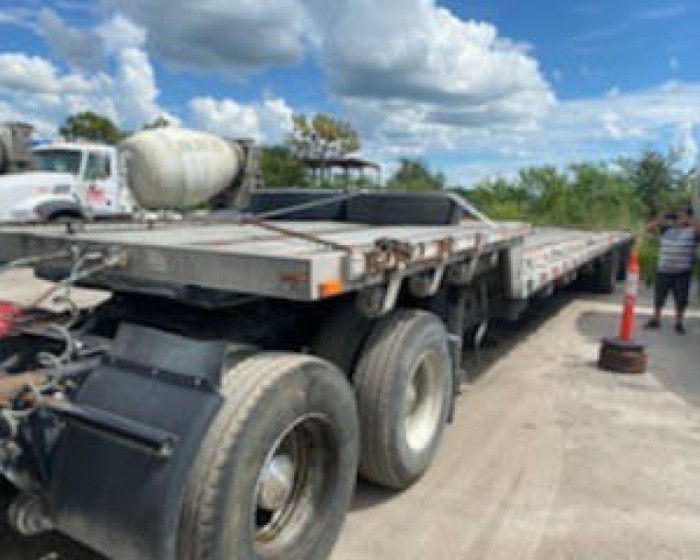 2005 TRANSCRAFT STEP DECK TRAILER
