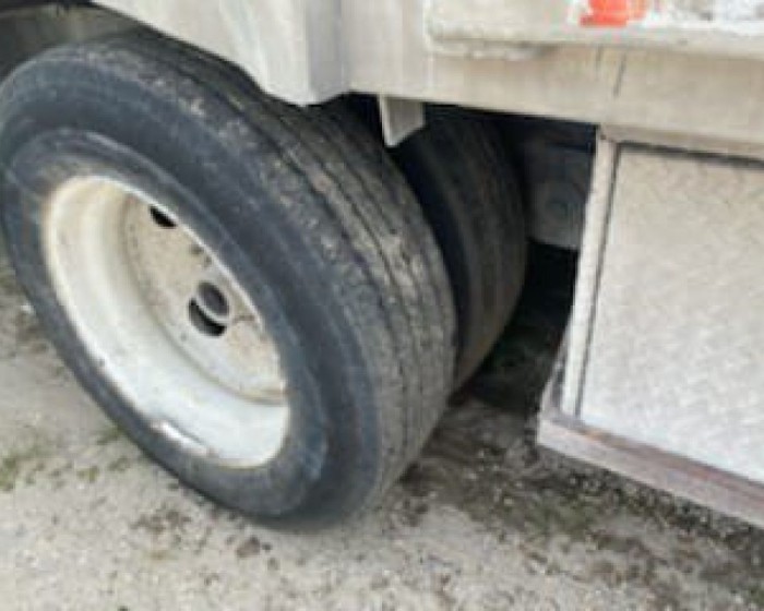 2005 TRANSCRAFT STEP DECK TRAILER