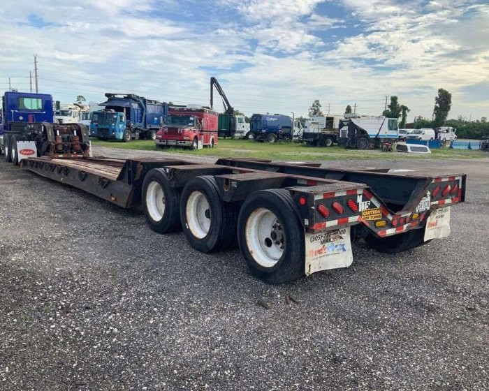 2006 PITTS LOWBOY TRAILER LB52-24D