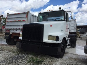 1990 VOLVO  TRUCK
