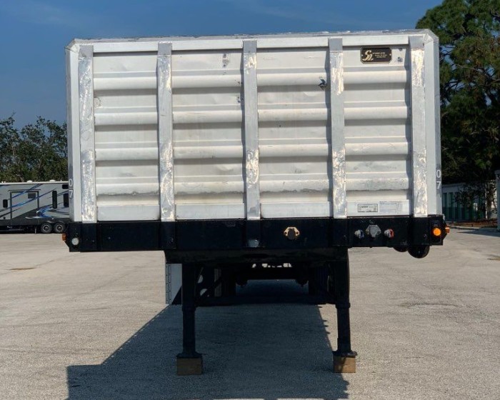 COMBO PACKAGE - 2007 PETERBILT TRUCK - TRAILER - PIGGYBACK