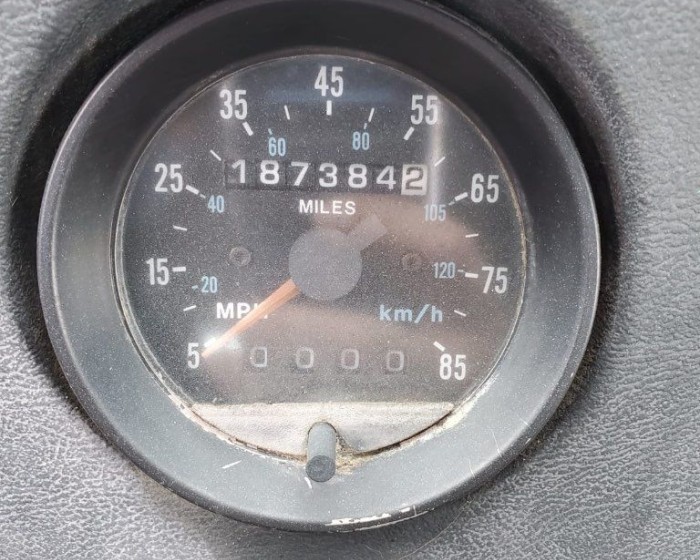 1993 MACK DM690S WATER TANK TRUCK