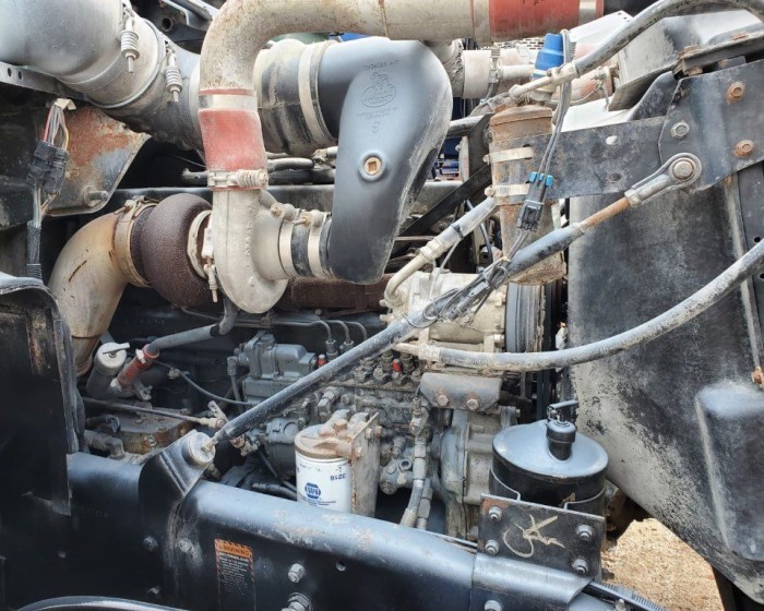 1993 MACK DM690S WATER TANK TRUCK