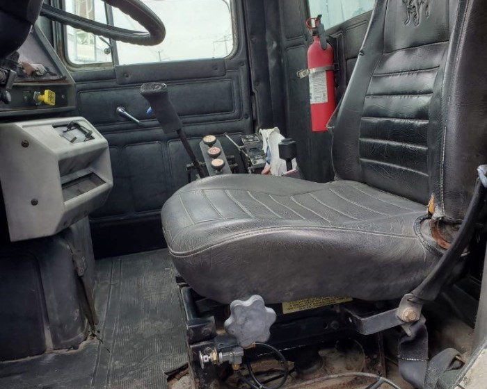 1993 MACK DM690S WATER TANK TRUCK
