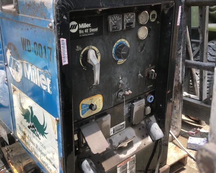 2011 MILLER BIG 40 DIESEL WELDING MACHINE TRAILER