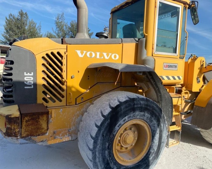 2006 VOLVO L60E WHEEL LOADER