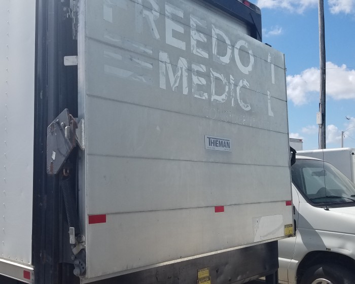 2006 ISUZU FVR BOX TRUCK