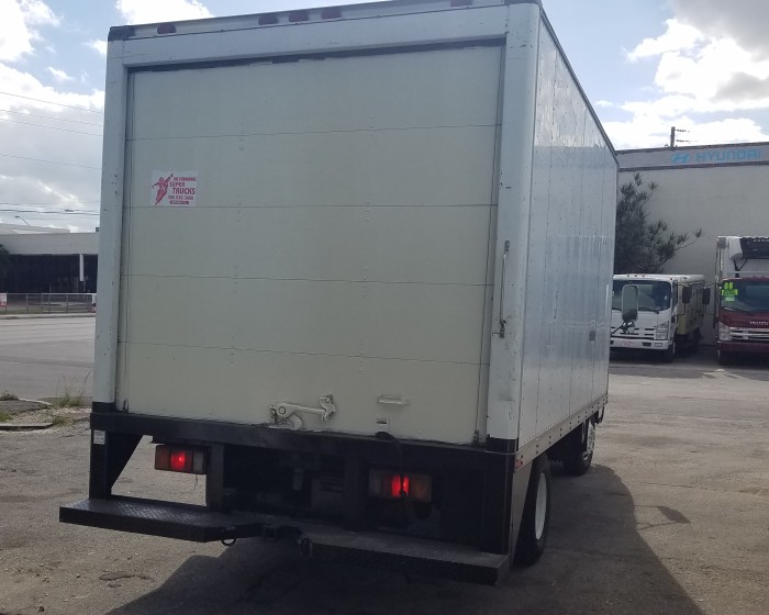 2005 ISUZU NPR DRY BOX TRUCK 