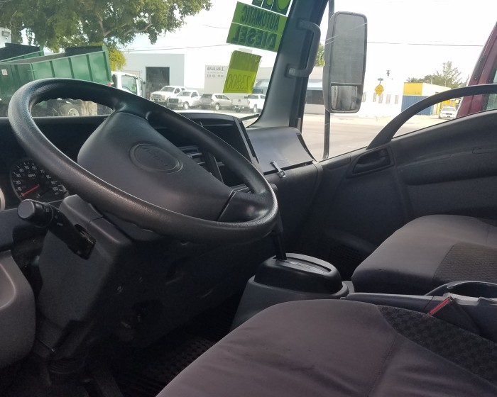 2011 ISUZU NRR DRY BOX TRUCK 