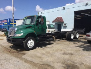 2009 INTERNATIONAL 4400 CAB & CHASSIS