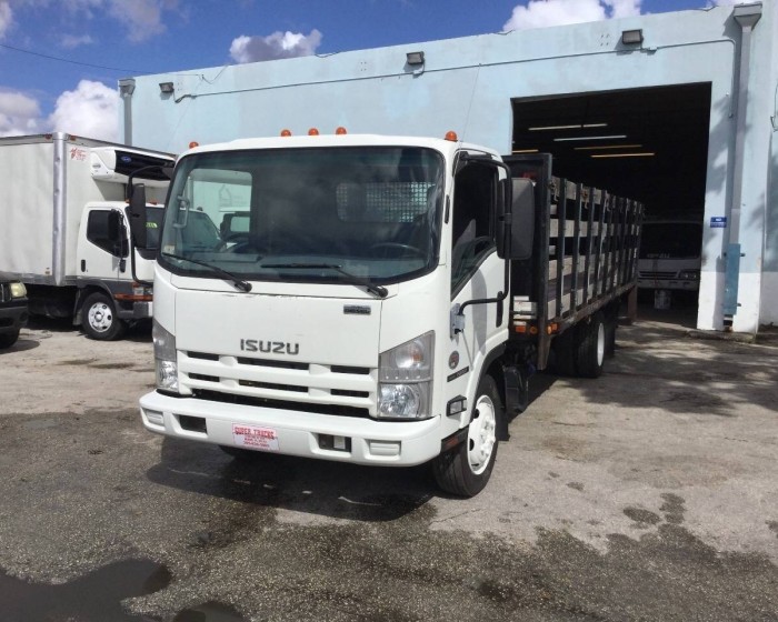 2013 ISUZU NRR FLATBED TRUCK 