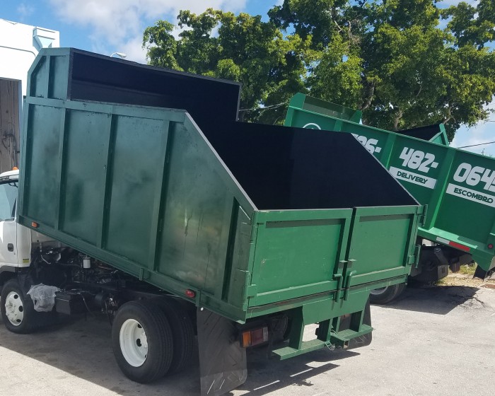 2004 ISUZU NPR-HD LANDSCAPE DUMP TRUCK