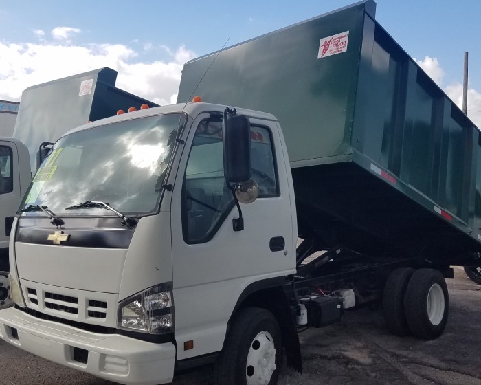 2005 ISUZU NPR LANDSCAPE DUMP TRUCK