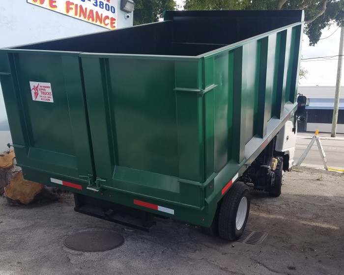 2005 ISUZU NPR LANDSCAPE DUMP TRUCK