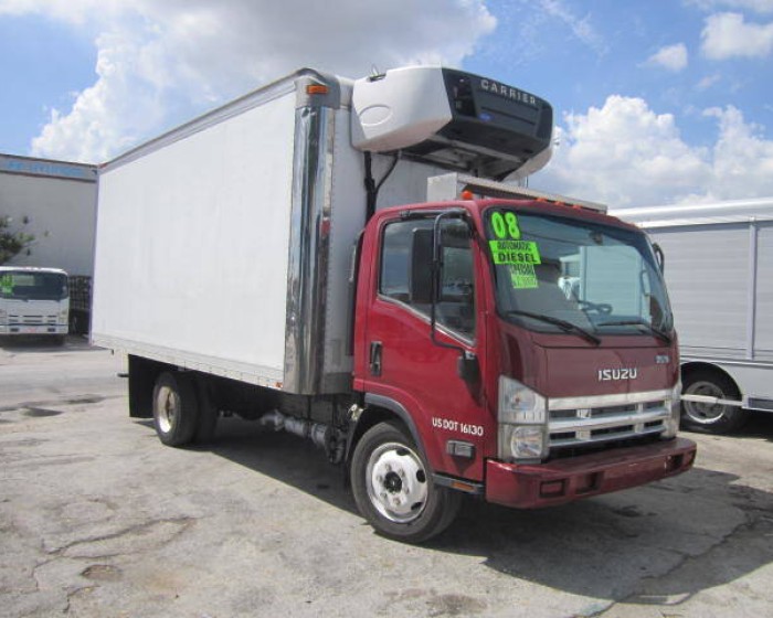 2008 ISUZU NQR REEFER BOX TRUCK
