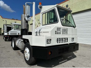 2007 OTTAWA YARD SPOTTER TRUCK, KALMAR