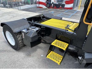 2018 KALMAR OTTAWA T2 YARD SPOTTER TRUCK